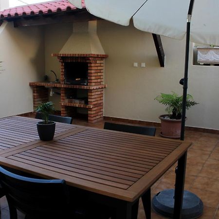 Grillohouse Villa Луриня Екстериор снимка